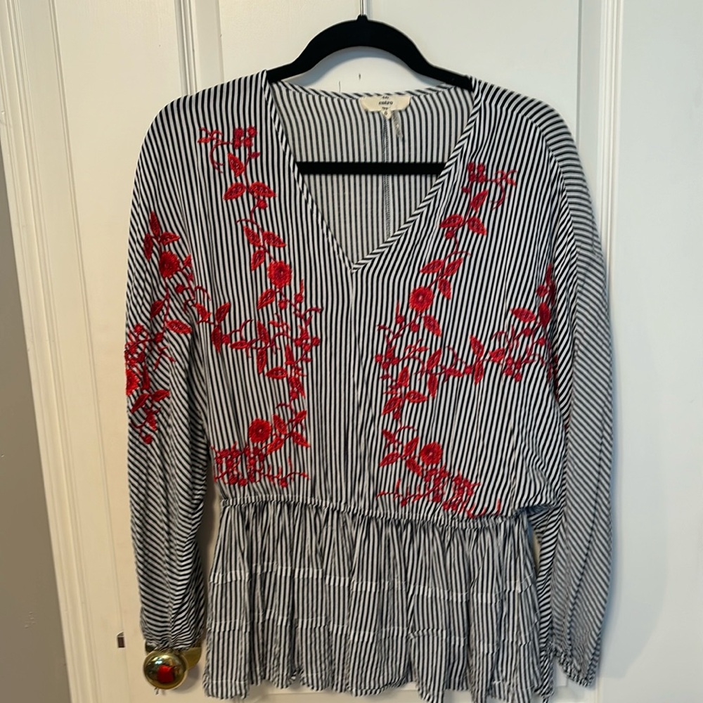 Entro women’s navy and red embroidered blouse